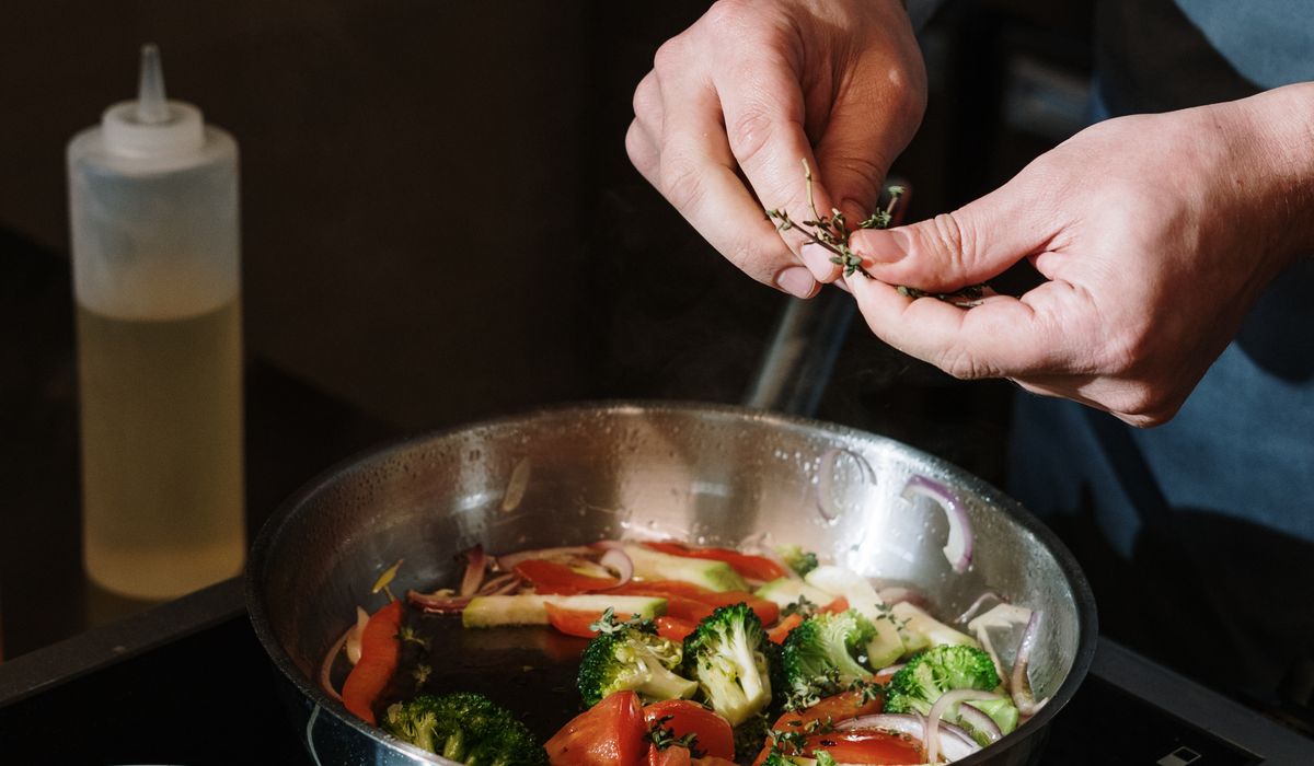 A Beginner's Guide to Water Bath Preserving